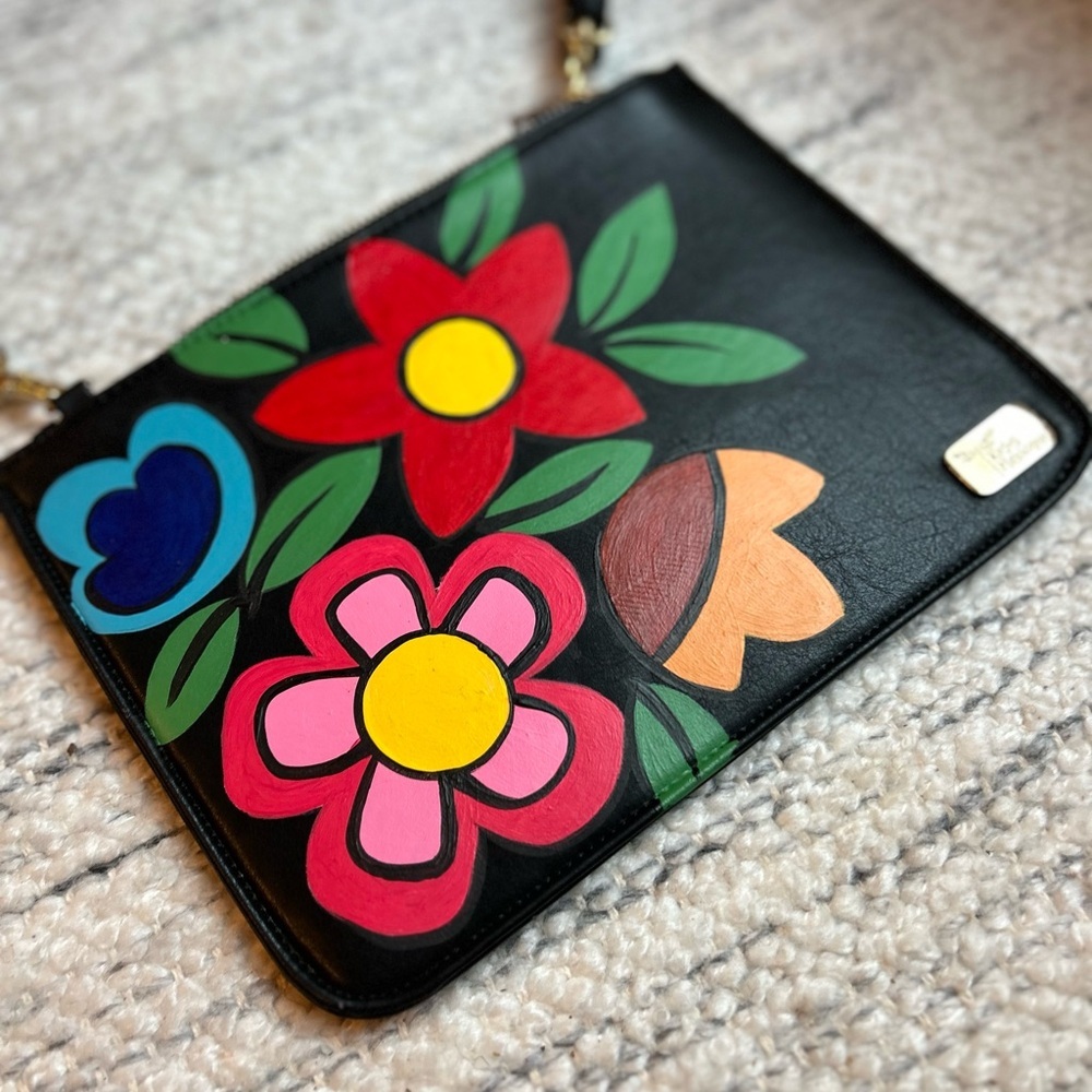 Rosa Mexicano Hand-Painted Women’s Crossbody or Covertible Clutch - Picture 4 of 12